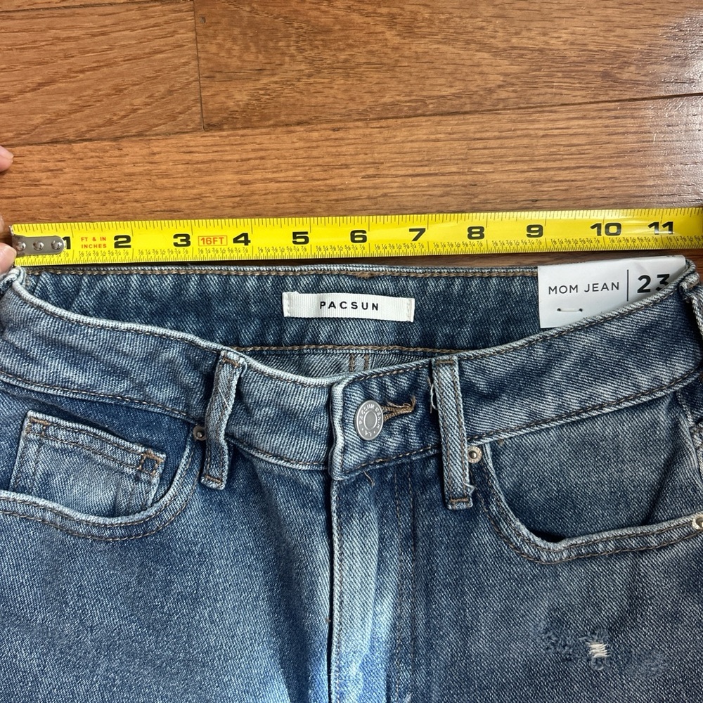 PacSun Ripped Blue Mom Jeans NWT - Picture 4 of 8